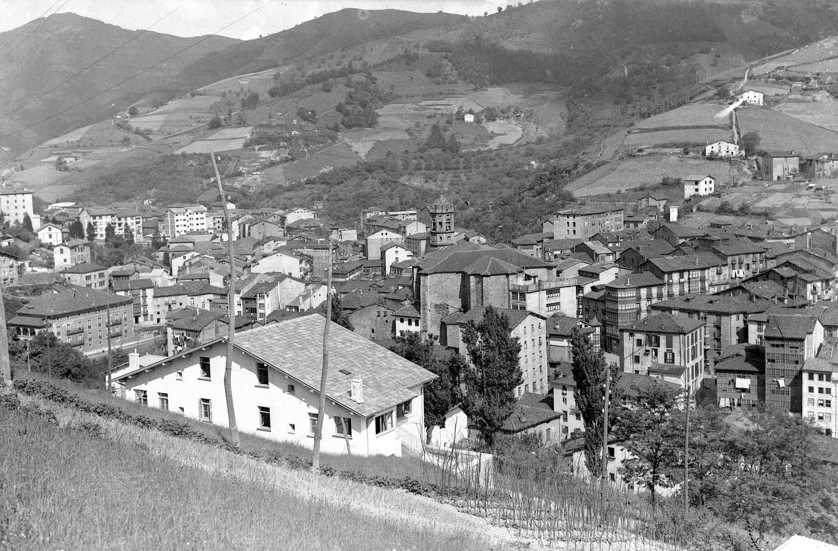 Vista parcial de Eibar, 1935