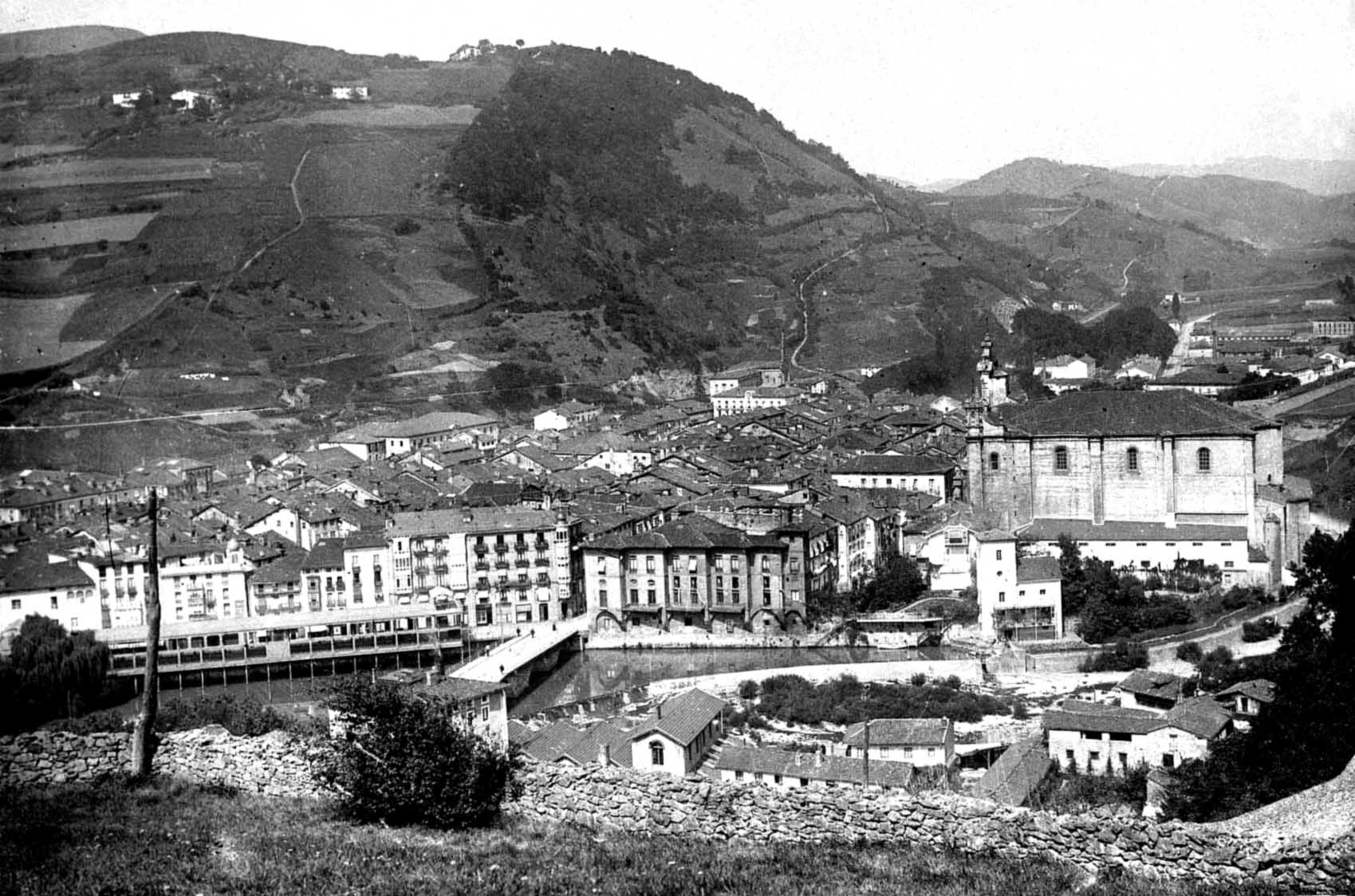Vista parcial de Tolosa, sobre el año 1915
